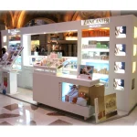 12-Lancaster-Stand-Galerias-Pacifico